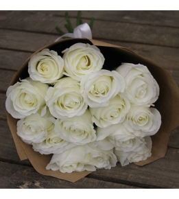 Bouquet of 15 white roses