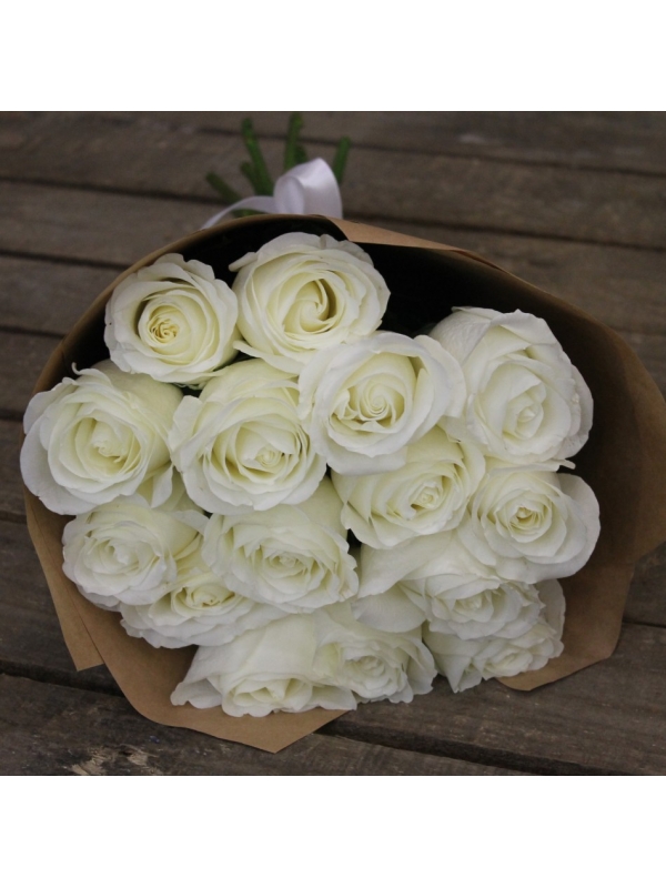 Bouquet of 15 white roses