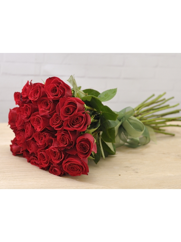 Bouquet of 25 red roses