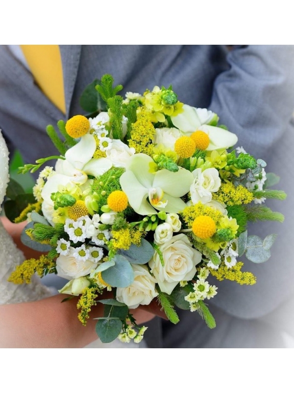 Wedding bouquet 32